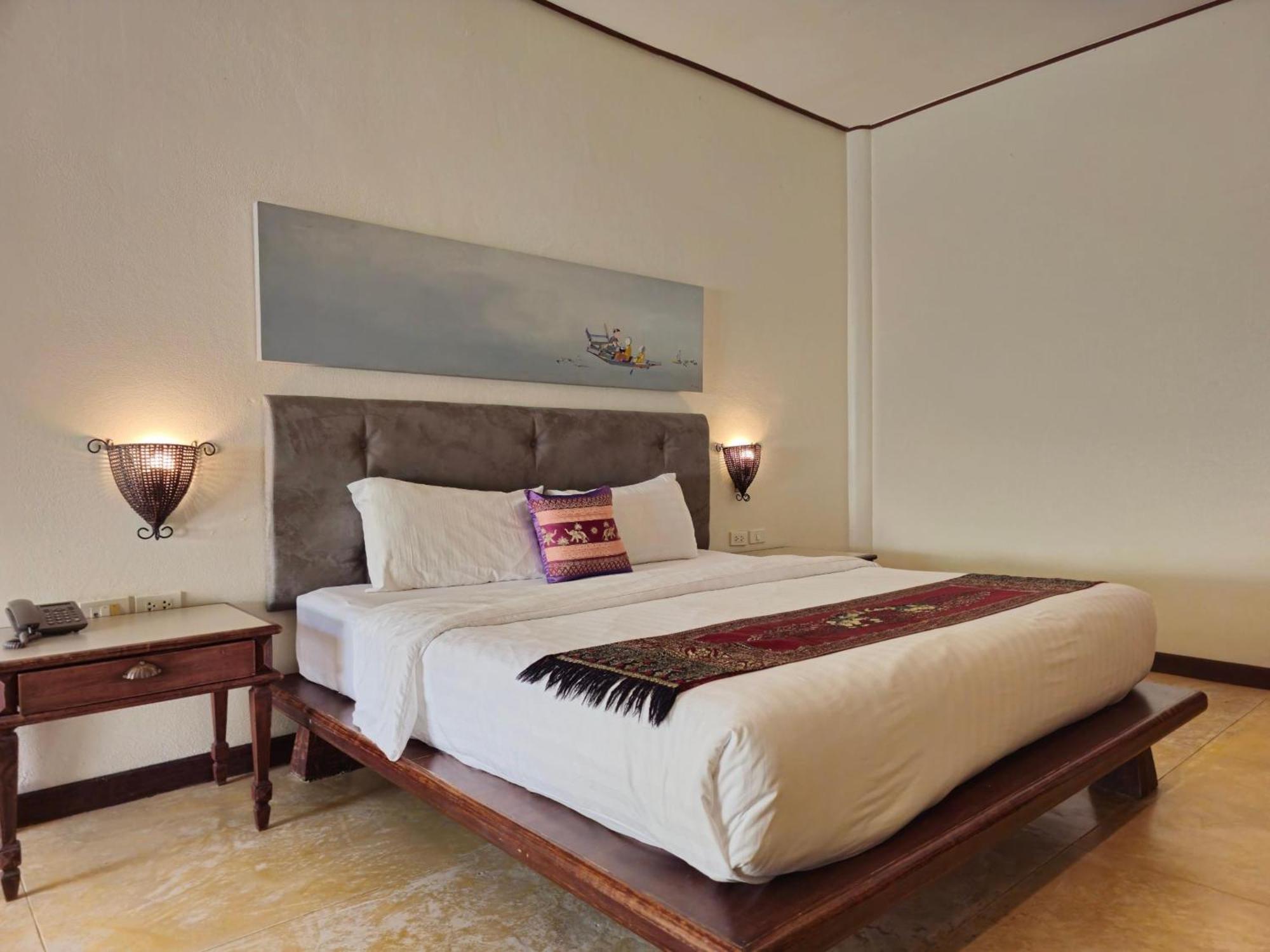 Baan Panwa Resort Exterior photo