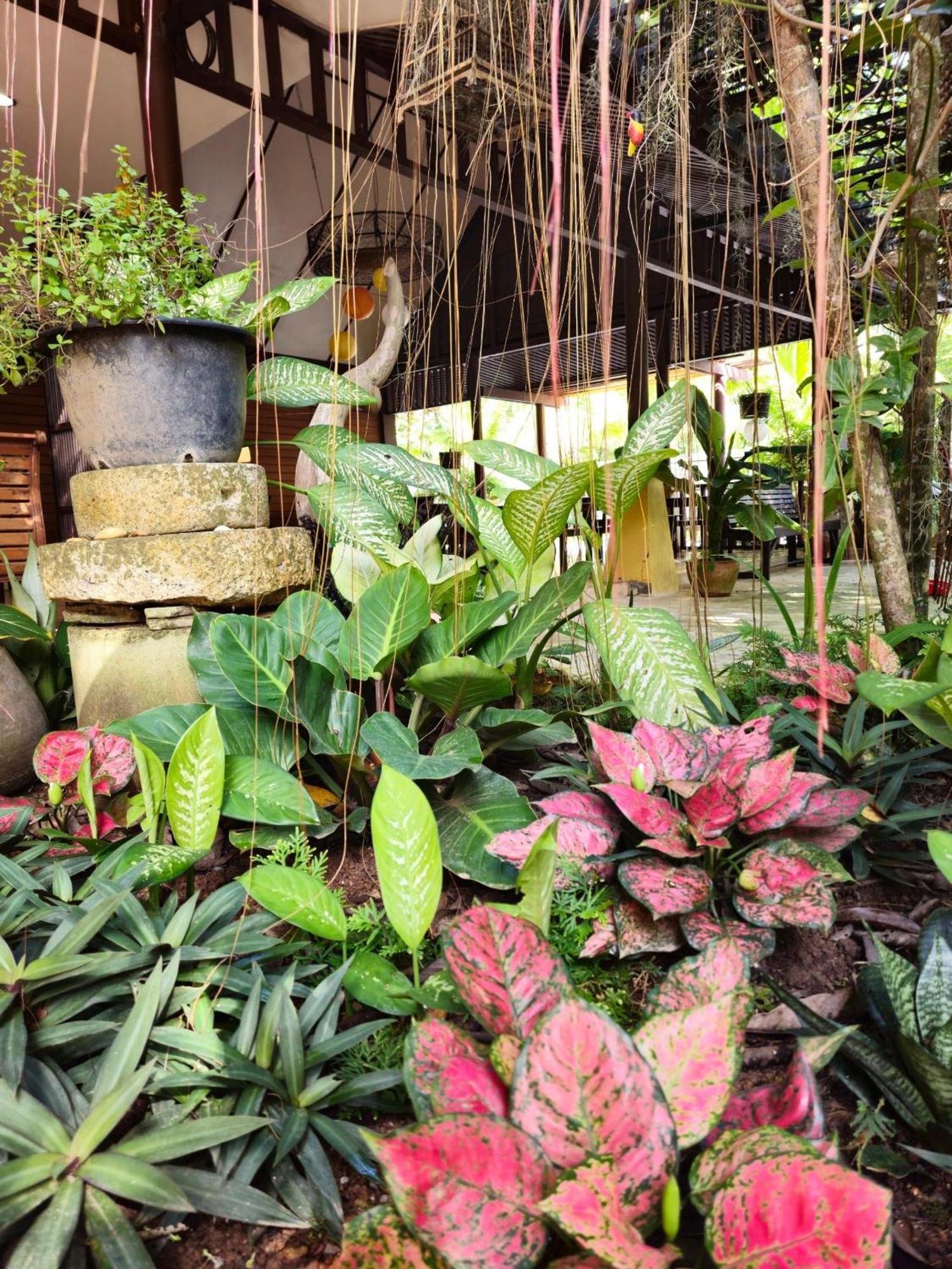 Baan Panwa Resort Exterior photo